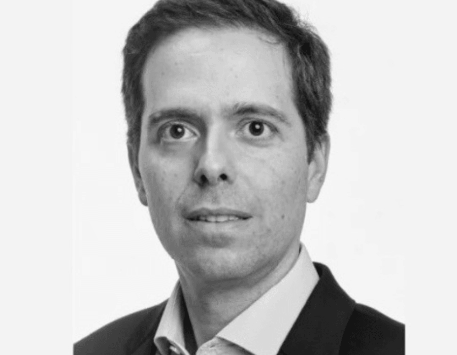 Capa da matéria Conheça a carreira de Rodrigo Vella, Líder Estudar e um dos principais advogados de direito societário no Brasil