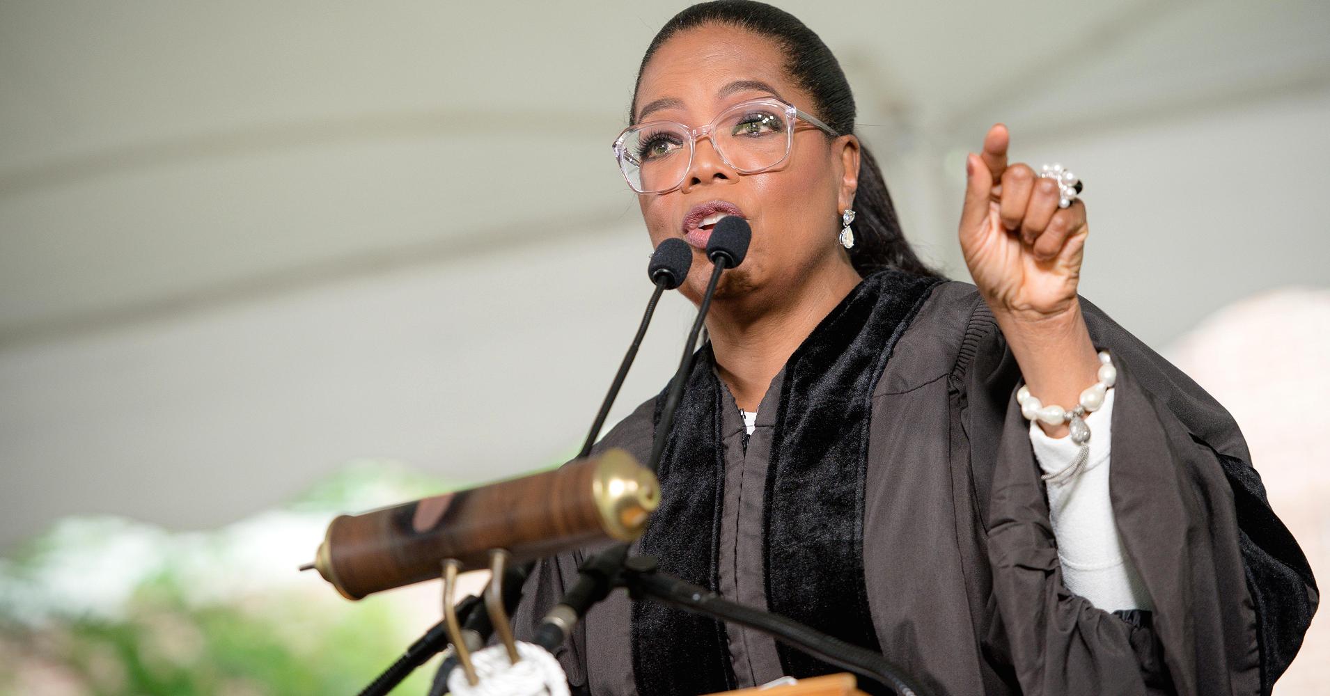 Oprah Winfrey discursa na Agnes Scott College
